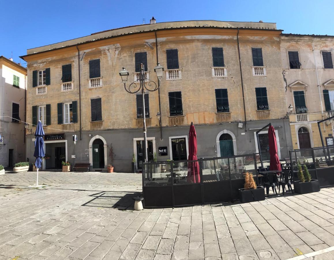Ferienwohnung Matteotti 45 Sarzana Exterior foto