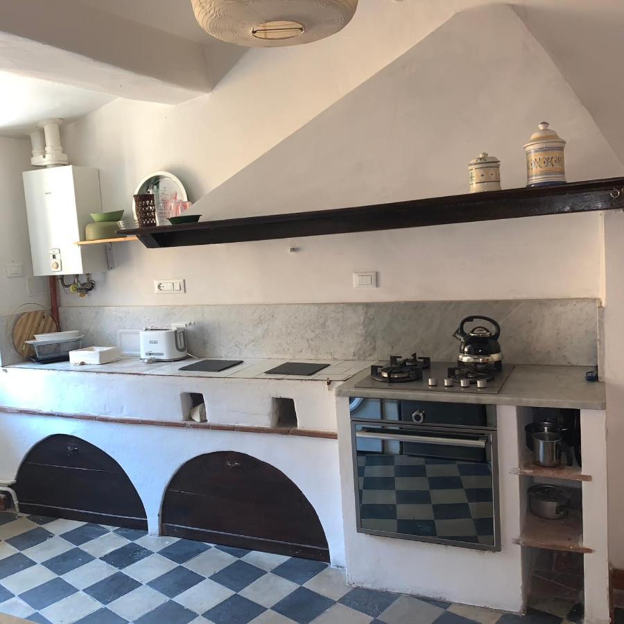 Ferienwohnung Matteotti 45 Sarzana Exterior foto