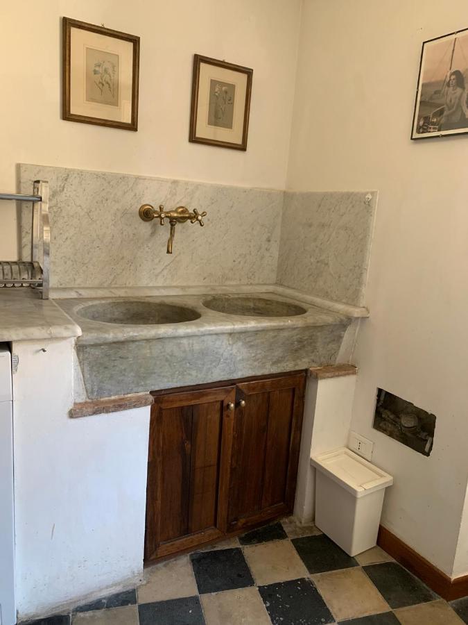 Ferienwohnung Matteotti 45 Sarzana Exterior foto